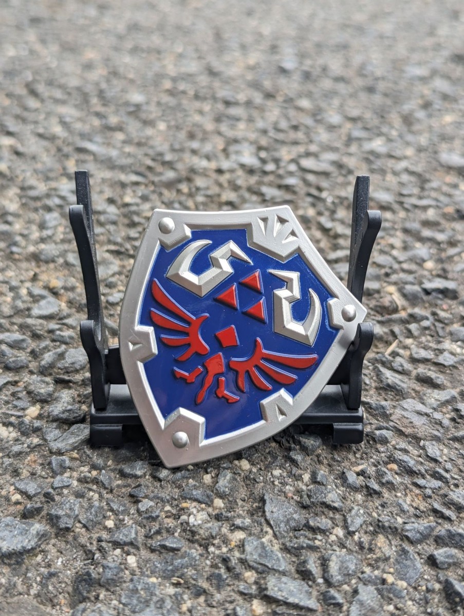 Keychains And Mini Replicas FF COLLECTIBLES | The Legend Of Zelda Hylian Shield Mini Replica