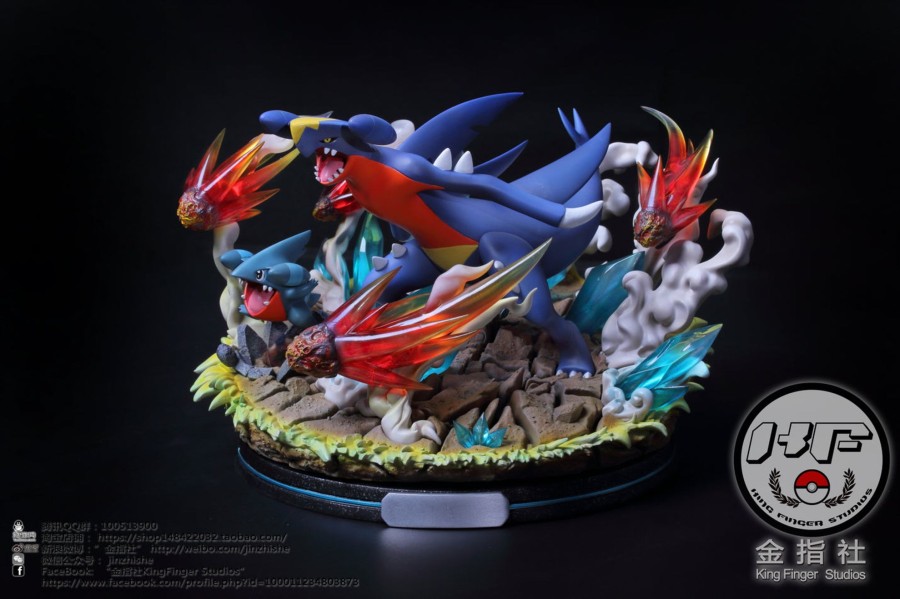 Statues/Figures KING FINGER STUDIO Pokemon | King Finger Studio Pokemon: Garchomp And Gible [In Stock]