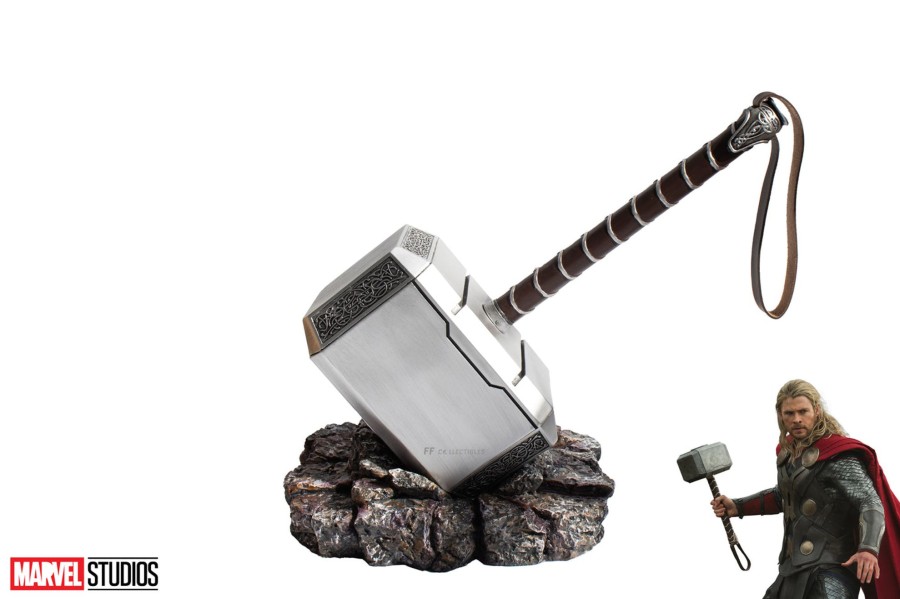 Movie Collectibles FF COLLECTIBLES | Marvel'S Avengers - Mjolnir, Thor Hammer And Base (1:1 Full Size Resin